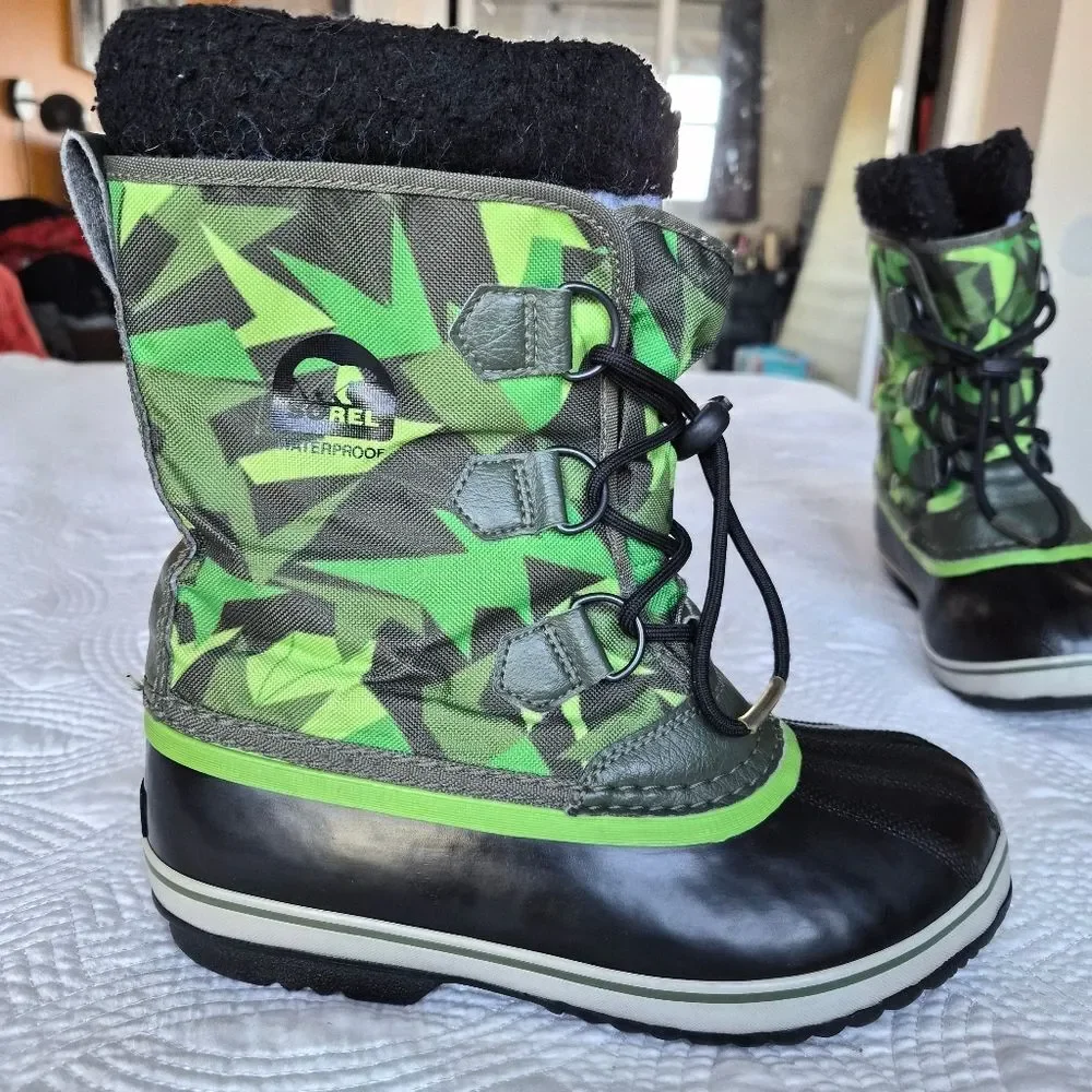 VGUC Sorel Yoot Pac Boots Black Green Boot Sz 5 Waterproof Winter